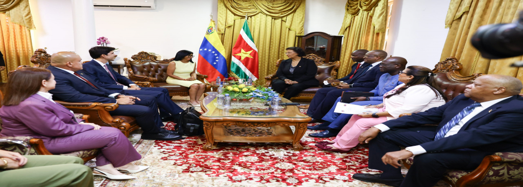 Mandataria venezolana sostuvo reunión con la Jefa de Estado de Surinam
