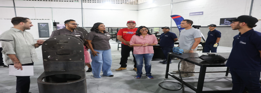 Mandataria conoció los aportes de la fábrica torrefactora Deonicio Roaster 